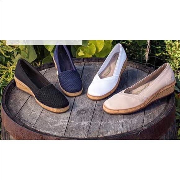 Black Textile Cotton Espadrille Wedge Flats - Picture 5 of 8